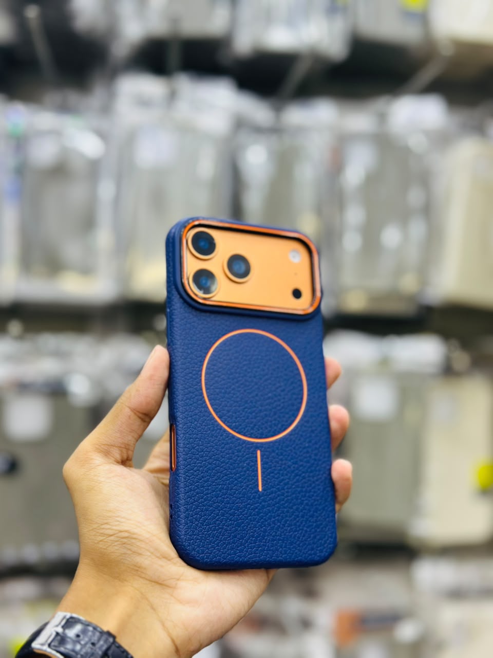 LEATHER MAGSAFE CASE FOR IPHONE